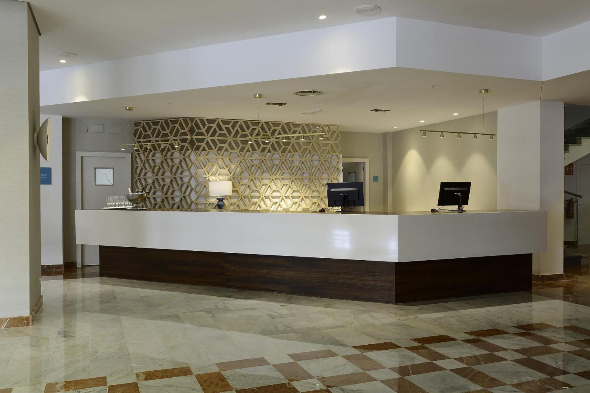 PortBlue Hotel San Luis S'Algar Exterior foto